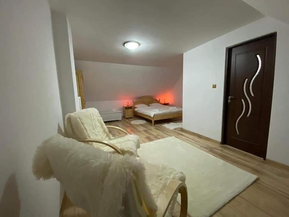 Casa Anghel Villa Bilbor Eksteriør bilde